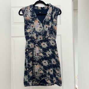 Oasis Silk Navy Floral Women's Dress size 4